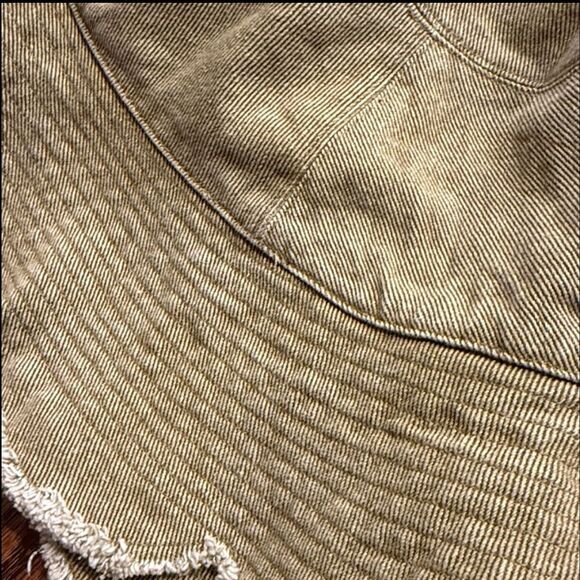 New Urban Outfitters Scalloped Bucket Hat One Size main image 6